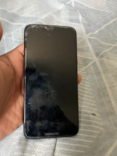 Moto G7 (NÃO LIGA)