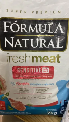 Ultima Chance - Pacote de Ração Fórmula Natural 7,5kg Fresh Meat Cordeiro - Sensitive