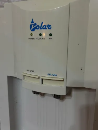 Purificador de água bebedouro elétrico **Novo só ficou guardado