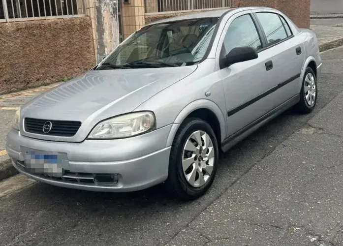 Chevrolet Astra Sedan 2.0/cd/ Expres.gls 2.0 8V 4P 2002