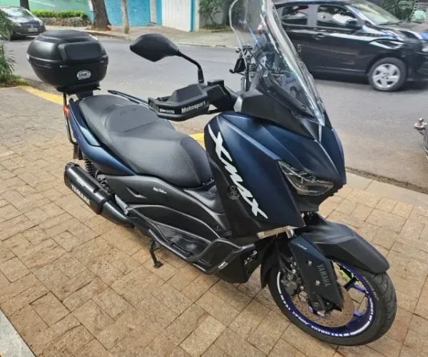 Yamaha XMAX 250 2023