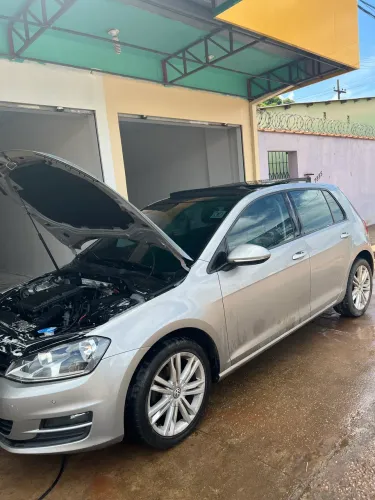 Volkswagen Golf Comfortline 1.6 MSI Total Flex Aut. 2016