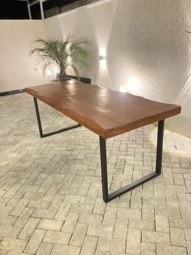 Mesa rústica