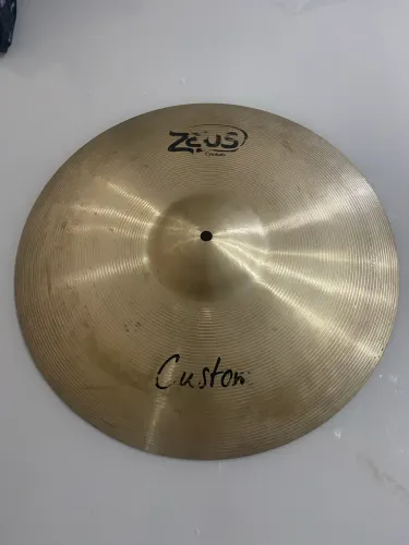 VENDO PRATO ZEUS CUSTOM 17" liga b20