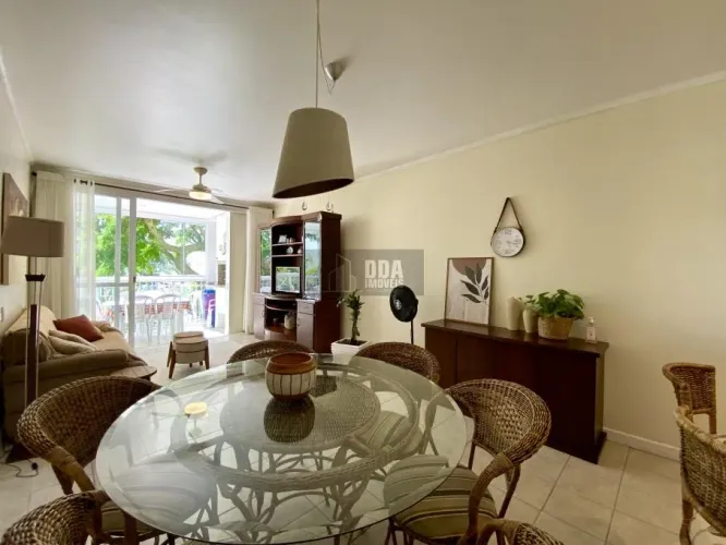 Apartamento 02 dormitórios à venda em Jurerê