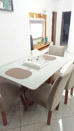 Mesa 4 cadeiras