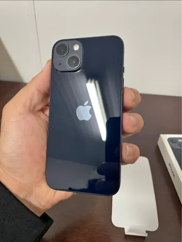 iPhone 13