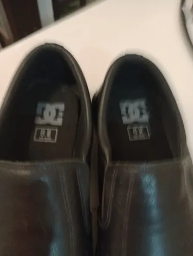 Sapato tamanho 39-40 - de couro - marca DG