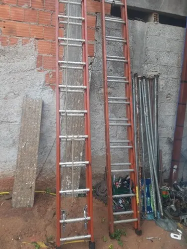 Locação/aluguel escadas