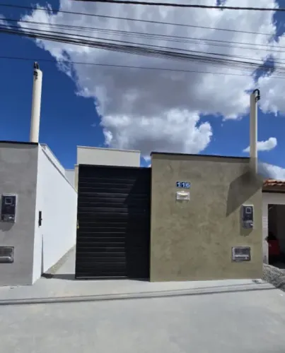 Vendo casa 2/4 pronta pra morar na Conceição 2