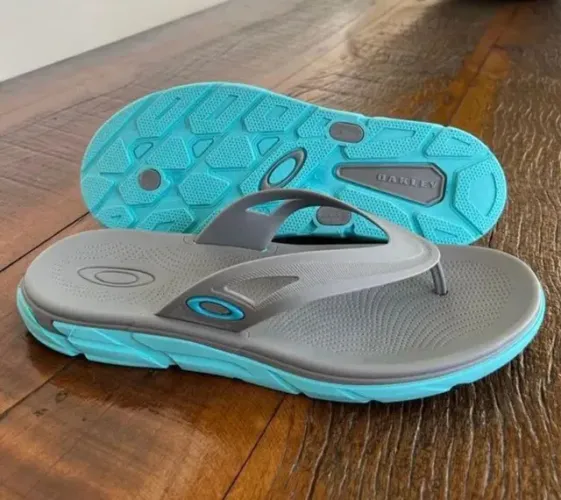 Chinelo masculino Oakley