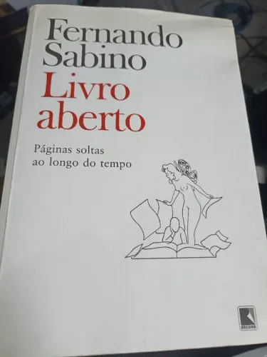 Livro Fernando Sabino livro aberto  páginas soltas ao longo do tempo 