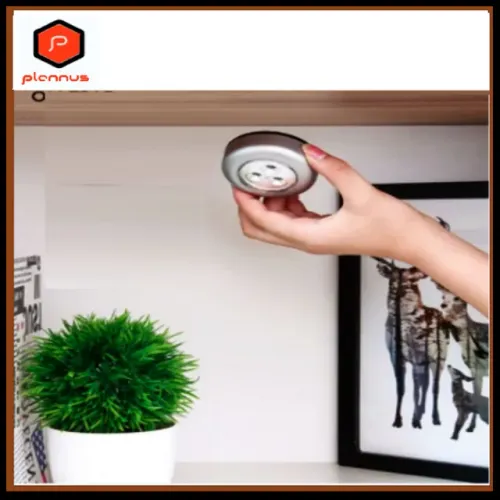 Lâmpada Spot Led p/ Armarios/Cozinha/Roupeiro Que Acende Por Toque Sem Fio Com 3 Leds z431