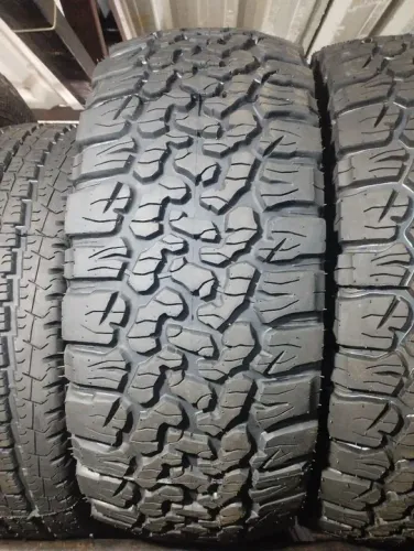 PNEU NOVO REMOLD VIPAL LEGÍTIMO 265/70/16 BF 