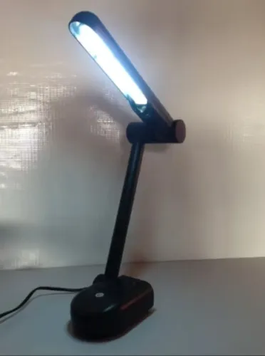 Luminária de Mesa para Leitura