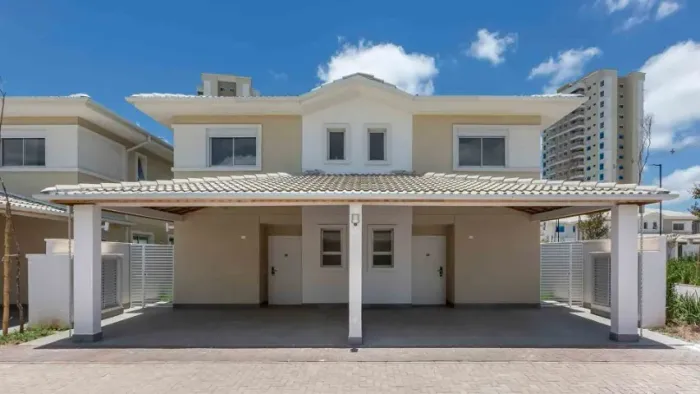 SOBRADO NOVO, CONDOMÍNIO RESERVA IPOEMA