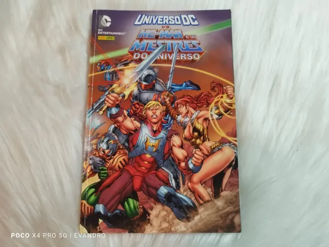 Universo DC vs. He-Man e os Masters do Universo