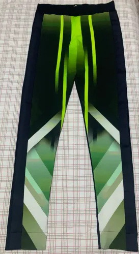 Calça fórum