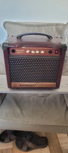 CUBO DE GUITARRA E VIOLÃO  ACUSTIC V10 METEORO