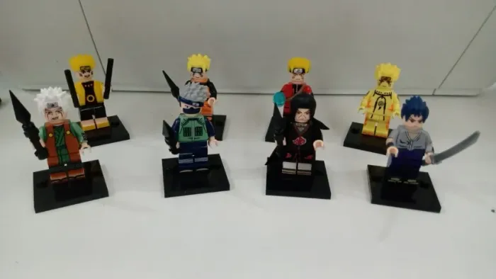 Lote com 8 peças do Naruto tipo Lego - Novos