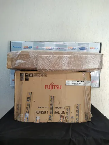 Fujitsu Inverter 18.000 Btus Piso Teto Quente e Frio 220 v
