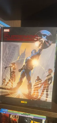 OS SUPREMOS:  Volumes 1 e 2. Encadernados Panini.