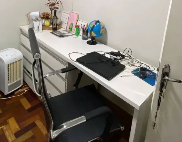 Mesa de escritório de quarto 