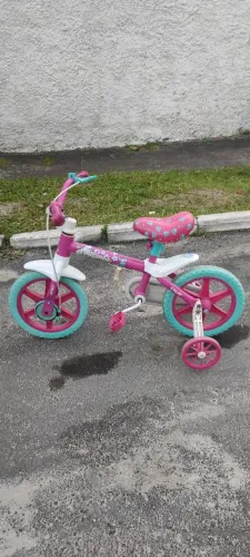 Bicicleta Infantil Barbie - Perfeita para Aventura!