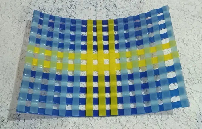FRUTEIRA DECORATIVA DE VIDRO VERSÁTIL TRANÇADO AZUL E AMARELO
