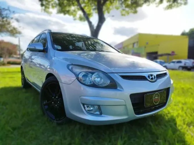 Hyundai I30CW 2.0 16V 145cv Aut. 5P 2011