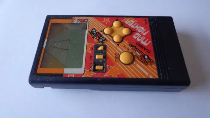 Mini Game Casio Mad Fighter Cg-84 1984 Funcionando (Usado)