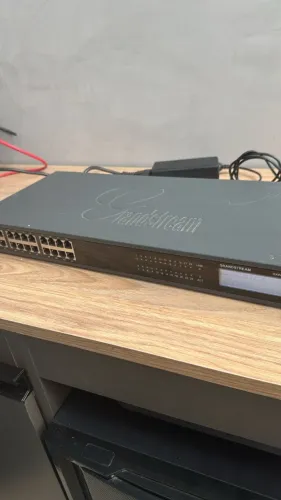 Gateway Analógico Grandstream Gxw4224 24 Portas Fxs