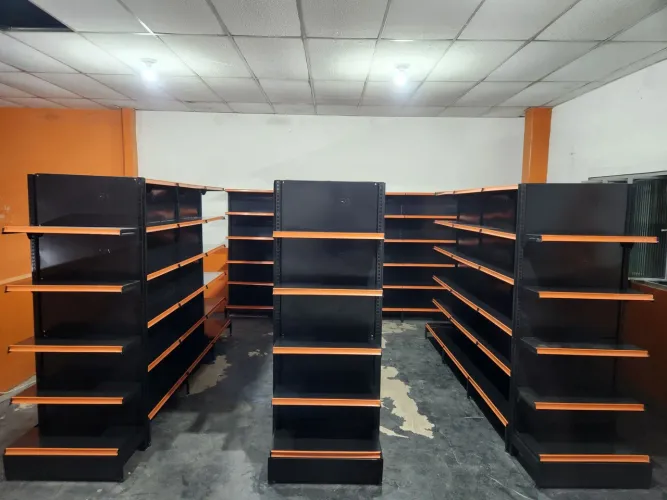 Prateleiras de Aço preta para Comércio 