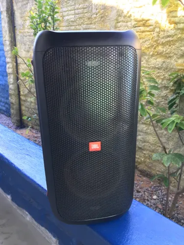 Vendo partybox 100 JBL