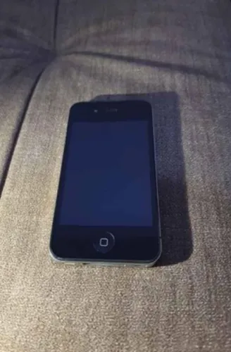iPhone 4 (PARA RETIRADA DE PEÇAS)