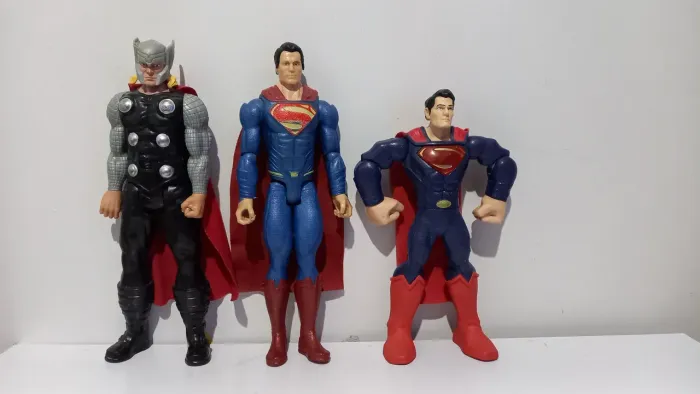 Bonecos super heróis 