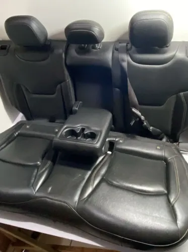 Bancos traseiros Jeep Compass 2022