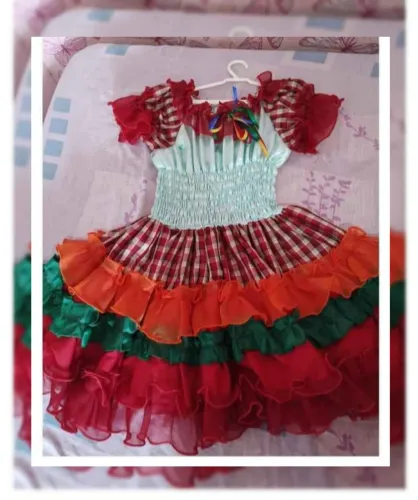 Vestido de quadrilha infantil 4 a 5 anos