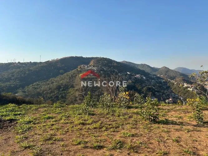 Lote em Rua Professor Caetano Azeredo Coutinho - Villa Real - Sabará/MG