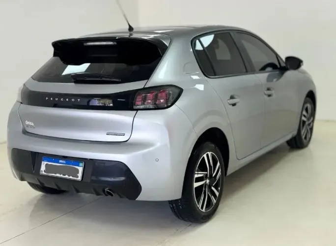 PEUGEOT 208 GRIFF NOVÍSSIMO - falar com Maiato 