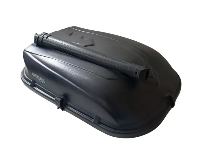 Bageiro externo grande novíssimo já com as treliças para instalação n