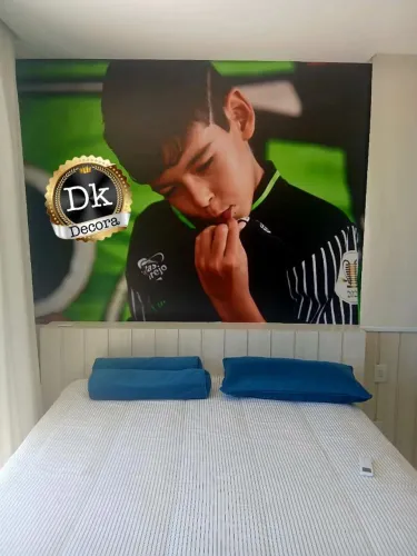 Papel de Parede Personalizado - Decore seu quarto!