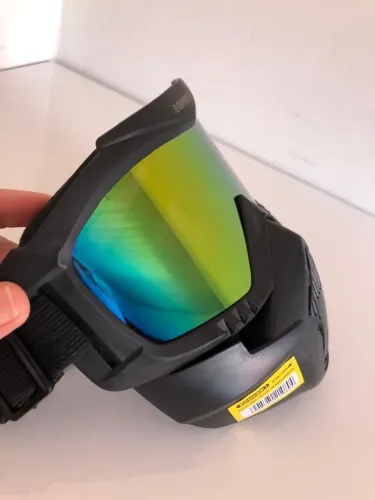 Óculos e Mascara integrada 