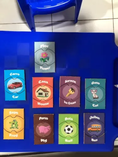 Quebra Cabeça Infantil Português/Inglês - Diversão Educativa