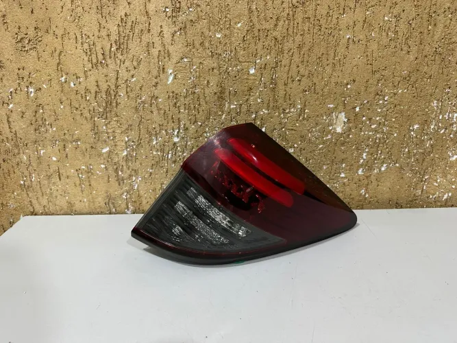 Lanterna direita Hrv com Led 2019/2020/2021