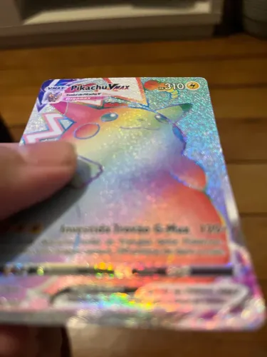 Pokémon TCG - Pikachu VMAX Rainbow Rare 188/185 - Full Art
