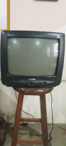 televisão CTR para reposição de peças ou objeto decorativo
