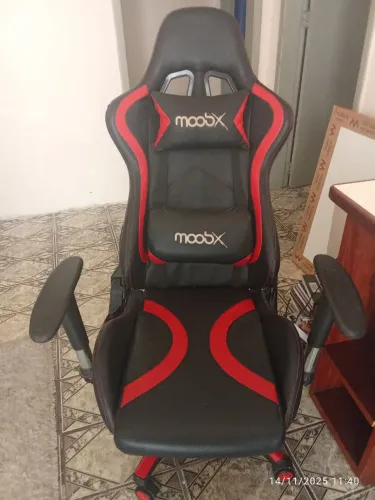 Raque, cadeira gamer, microondas.