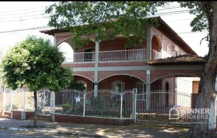Sobrado à venda, 480 m² por R$ 1.300.000,00 - Centro - Paranavaí/PR