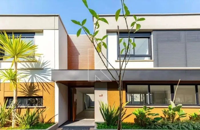 Casa em condomínio à venda no Alto da Boa Vista - São Paulo